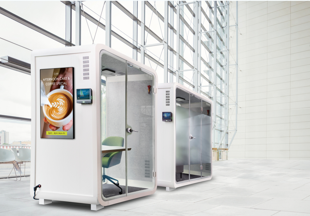 悟空体育子公司达擎之智慧行动办公舱，采用PDLC智能调光玻璃设计，透过通电与断电的电流切换，呈现透明与雾面效果，具节能降耗特性并兼顾隐私，确保信息安全